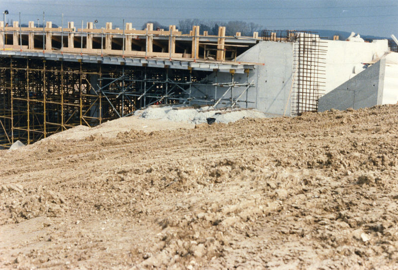 ACQ642-5-3.jpg