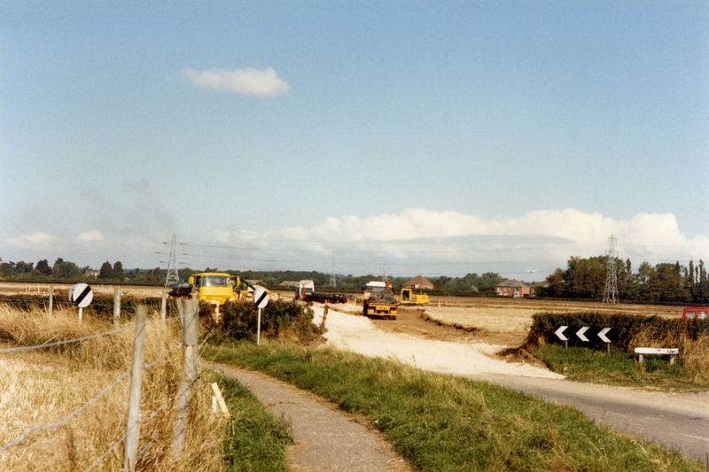 ACQ642-3-8.jpg