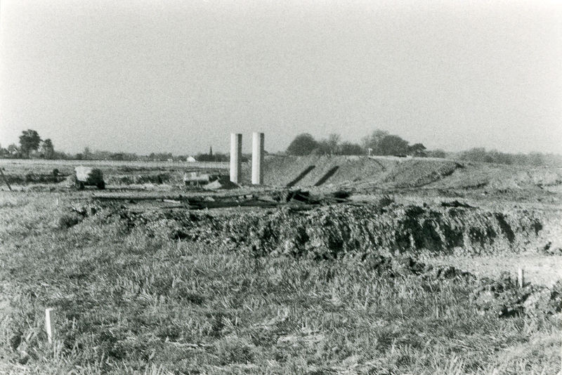 ACQ642-11-6.jpg